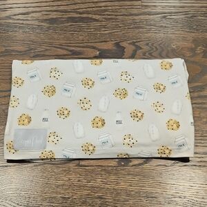 Copper Pearl Milk and Cookies Blanket 5-in -1 Multiuse Cover